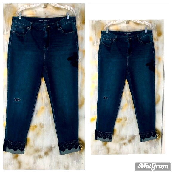 Chico’s Platinum Ankle laced cuffed blue Capri boot women Jeans - Picture 1 of 8